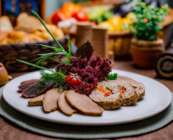 Kulinarisches meisterwerk: entdecke die kunst der feinen französischen entenleber-pâté mit cognac zubereiten!